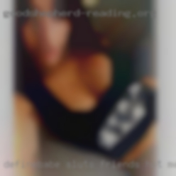 Definebabe sluts friends hot mom.